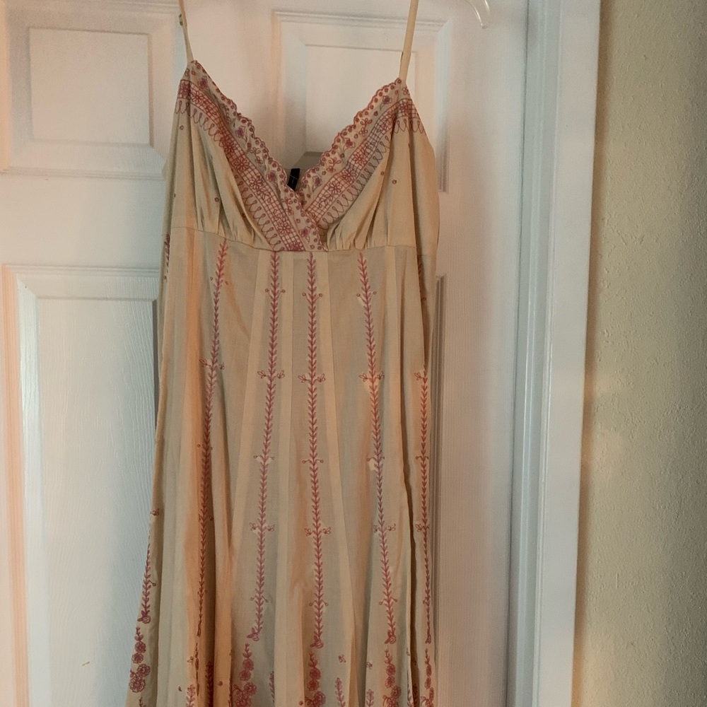 T Tahari Strawberry dress